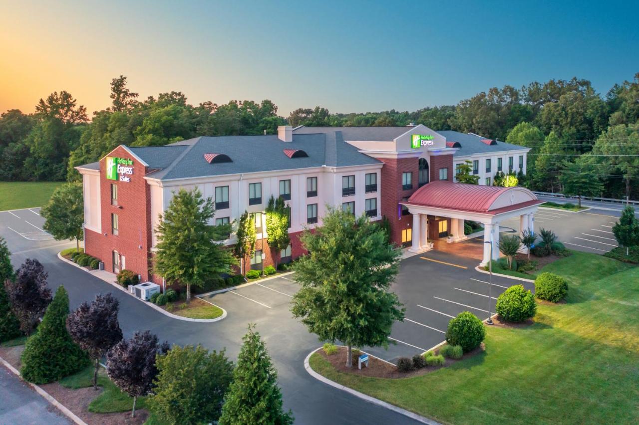 Holiday Inn Express - Tullahoma By Ihg Экстерьер фото