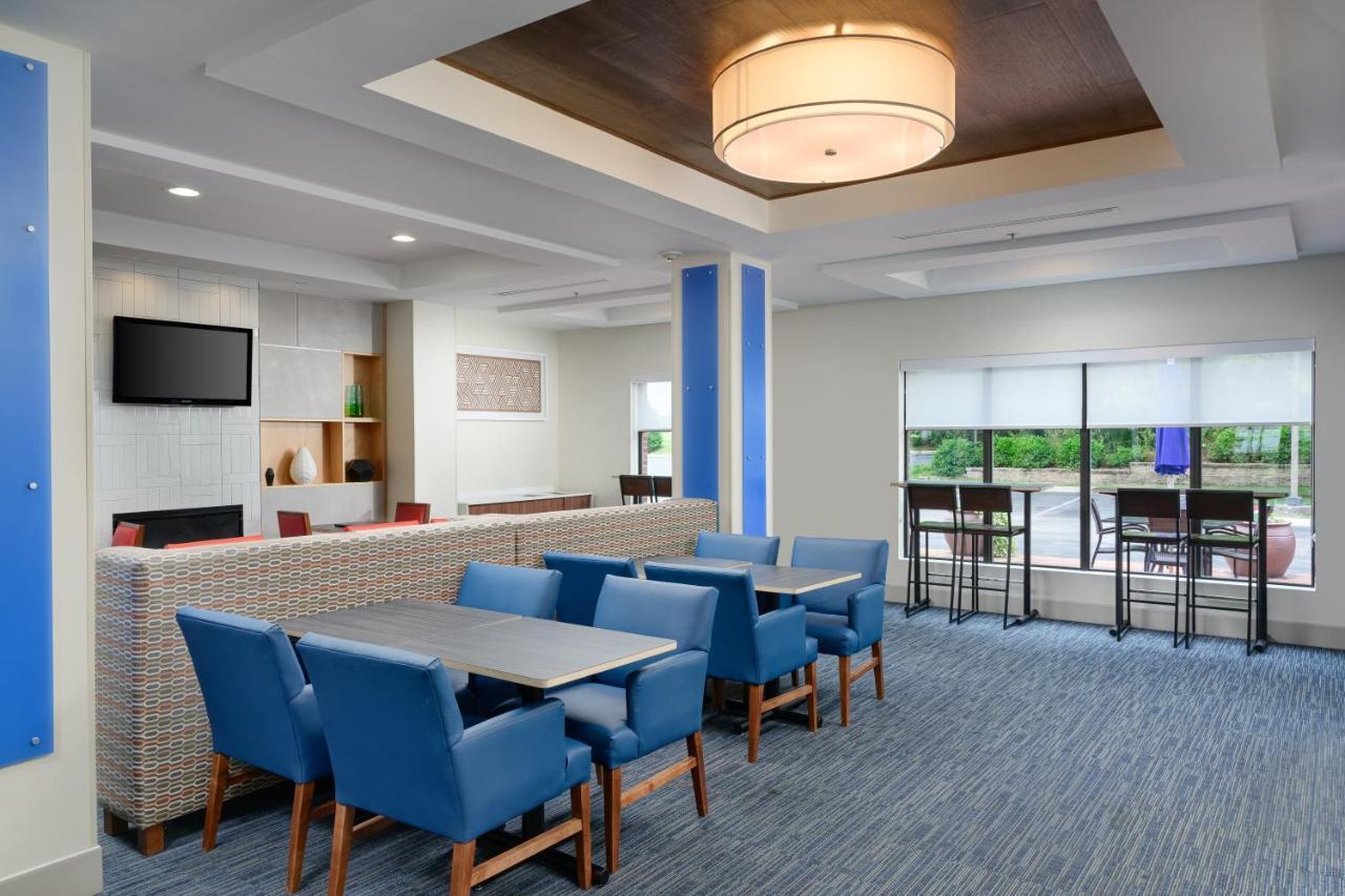 Holiday Inn Express - Tullahoma By Ihg Экстерьер фото