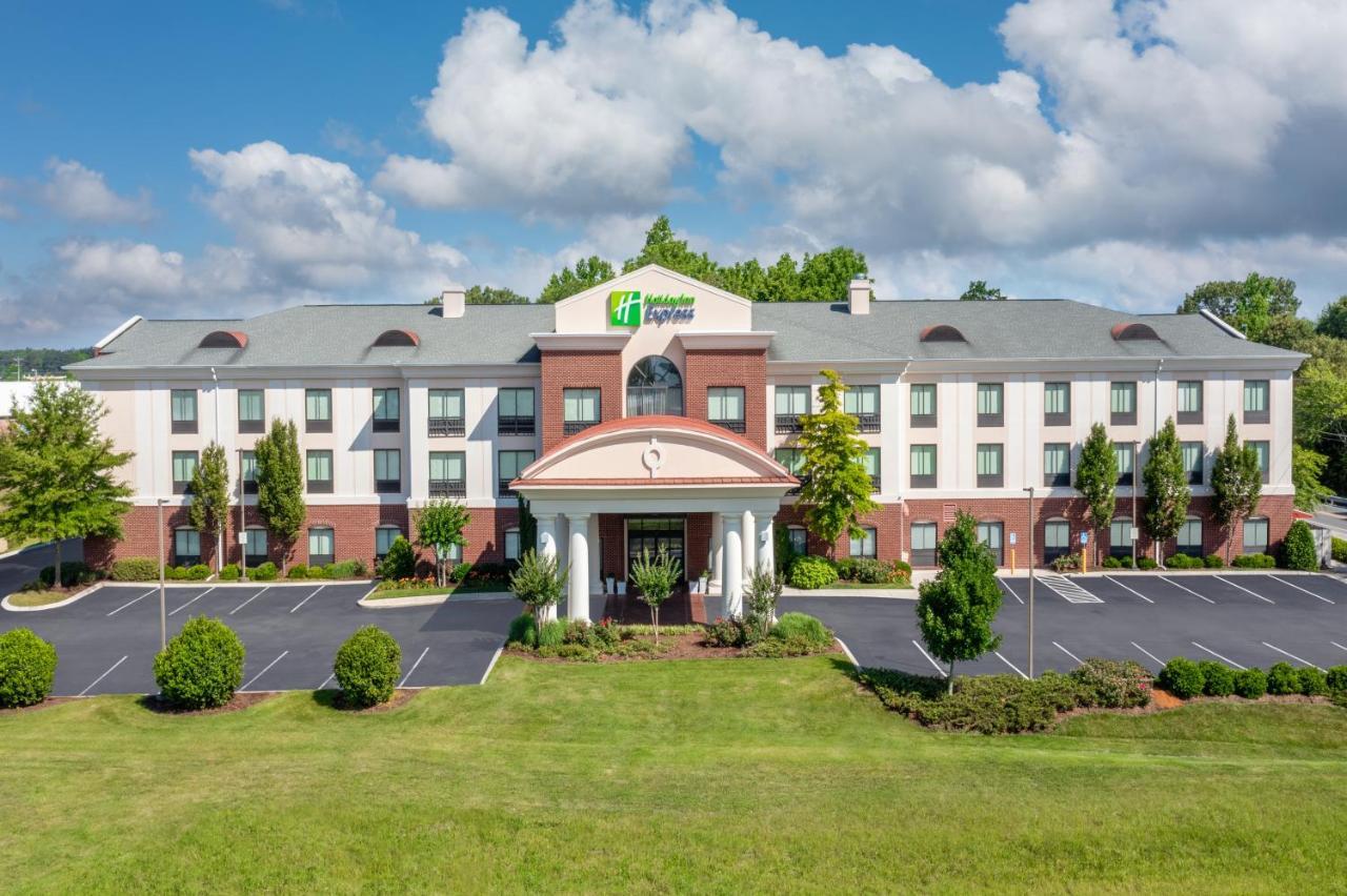 Holiday Inn Express - Tullahoma By Ihg Экстерьер фото